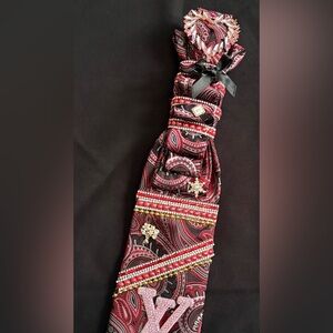 Elegant Paisley Scarf with Beaded Accents